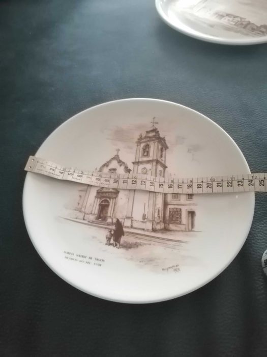 Pratos comemorativos, vista alegre