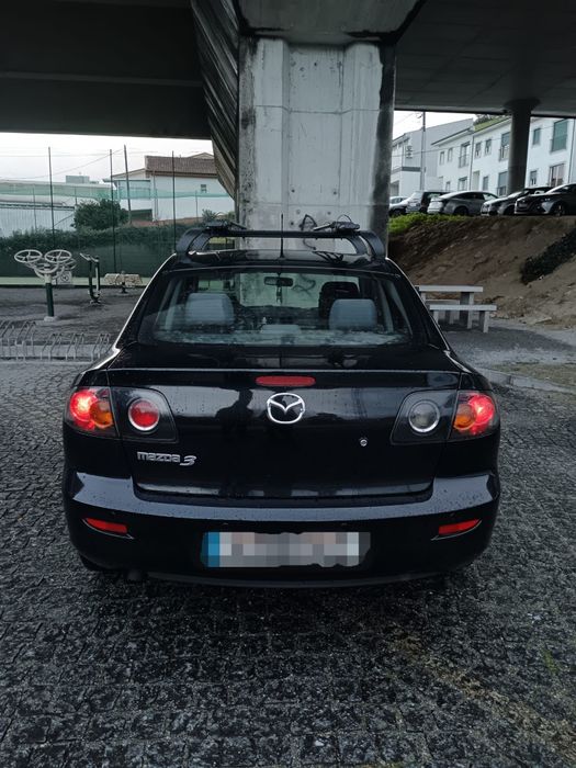 Mazda 3 Sedan...