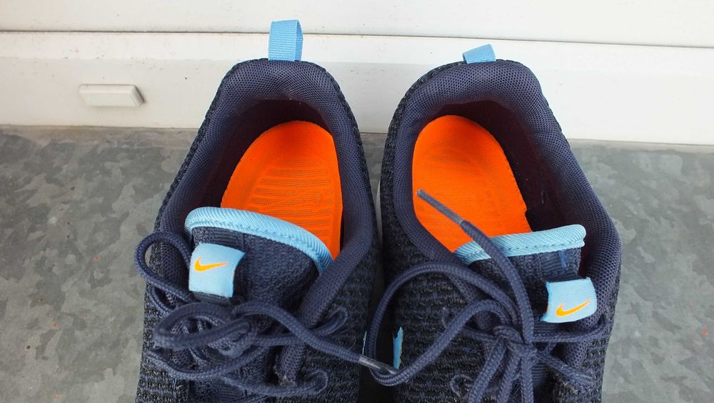 Super buty sportowe marki Nike w roz 44