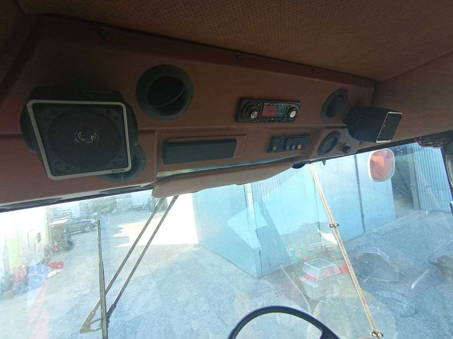 Комбайн Dronningborg D 7500 з гідроходом