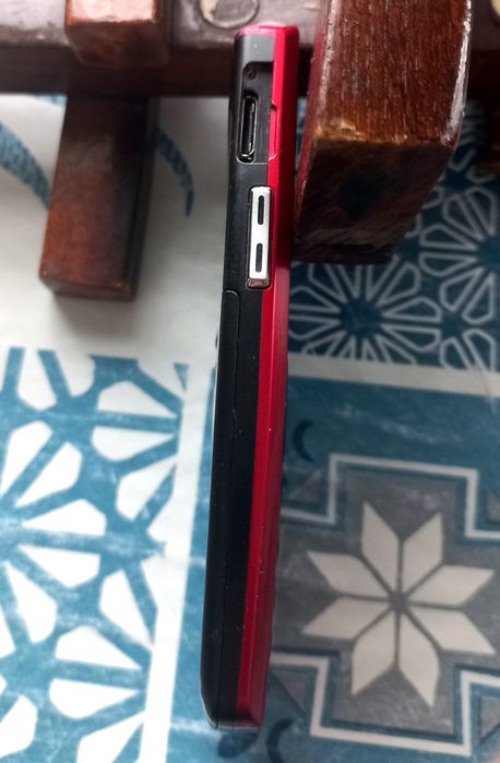 Samsung SGH-E200. Made in Korea. Полностью рабочий, в коллекцию!