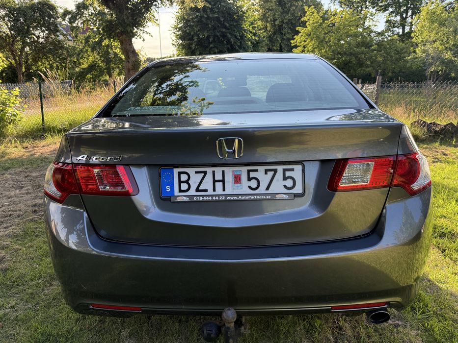 Honda Accord 8   2.0 benzyna automat
