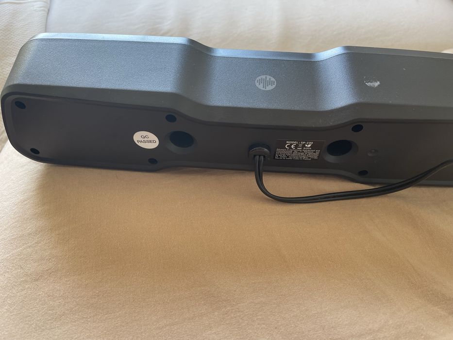 Coluna de som nova, sem uso