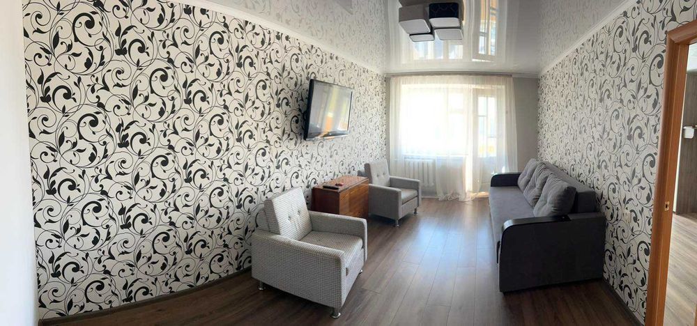 В оренду 3-кімн. квартира на Антонова, три просторі кімнати
