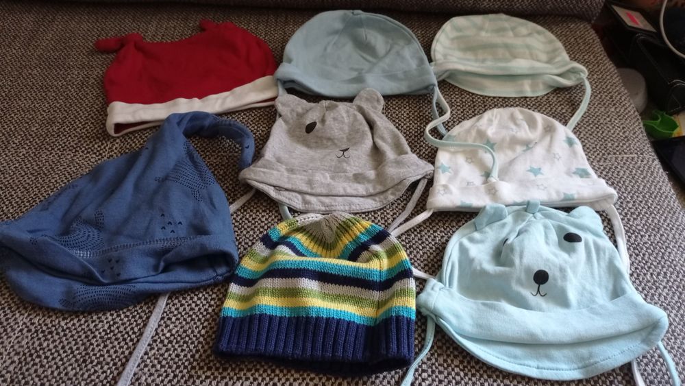 Czapeczki dla niemowlaka