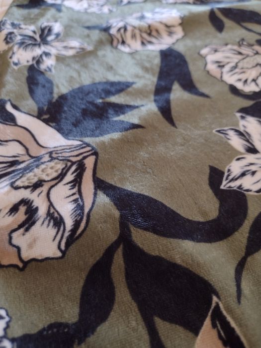 Top Veludo Flores c/ Franjas