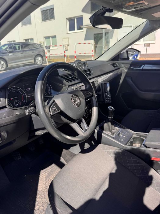 Sprzedam samochód osobowy Skoda SUPERB 2.0 TDI 2019r Salon Polska