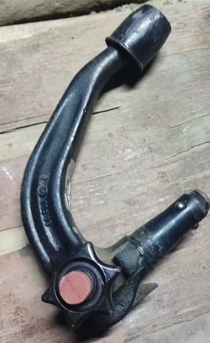 Крюк фаркопа Mercedes 313 129, 313129 ggg 52
313129 GGG52