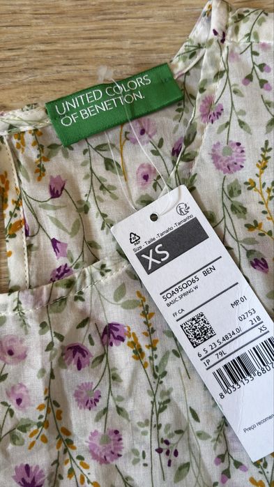 Blusa nova de benetton