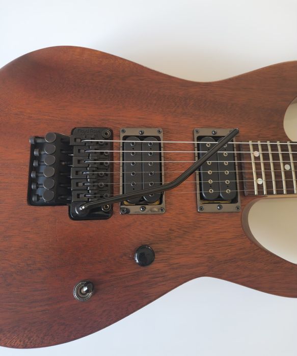 Guitarra Charvel San Dimas Made in USA