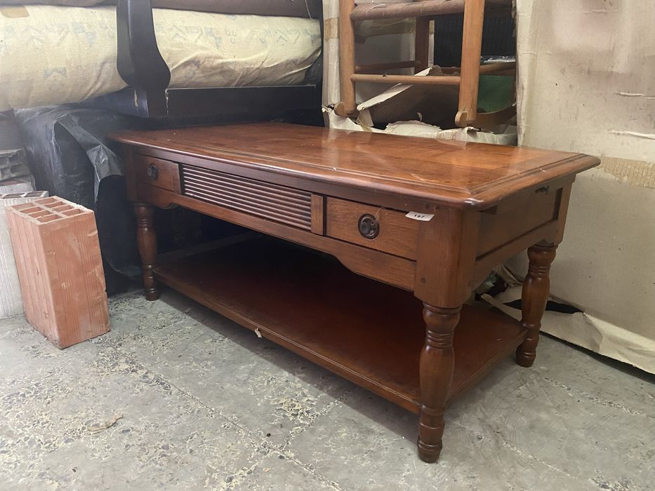 Mesa de apoio em cerejeira 120cmx70cm