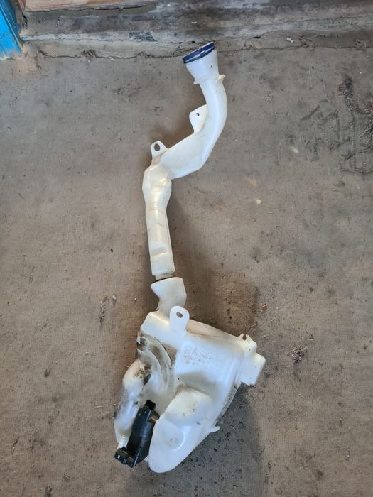 Бачок омивача скла Citroen C3 2017 р.