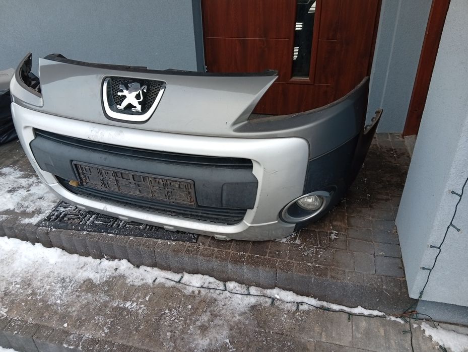 Sprzedam Zderzak przód tył Peugeot Partner kolor*KTQ*