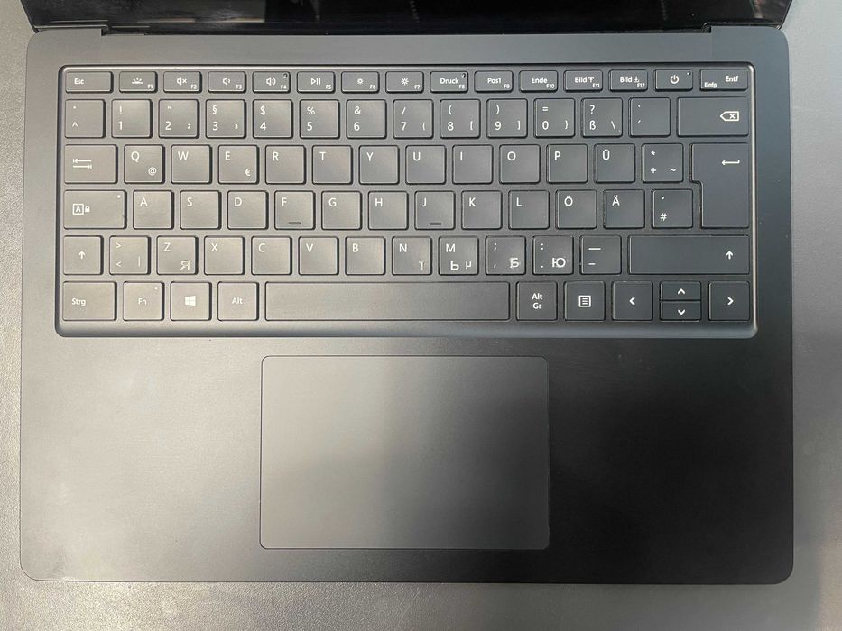 Microsoft Surface Laptop 4  ( хороші стани 3 шт )