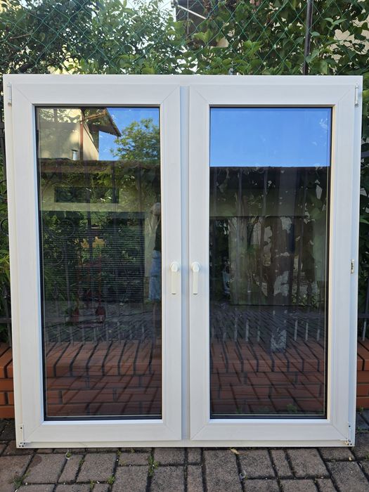 Okno okna Schuco PVC PCW 152x163 BIAŁE + moskitiera