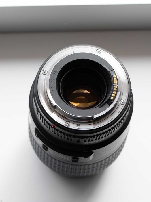Objetiva Canon macro EF 100mm 1:2.8 USM