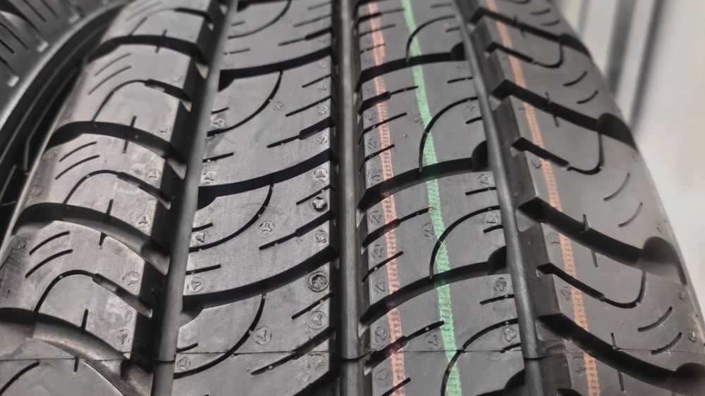 шини 205/65R16C Goodyear. Opel Vivaro,Renault Trafic