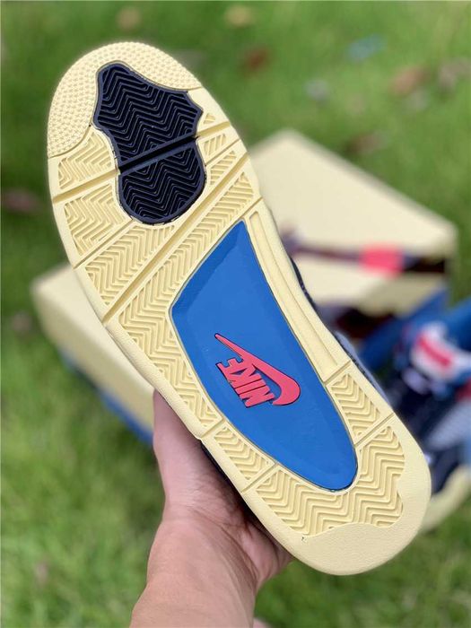 Jordan 4 Union La Guava Ice