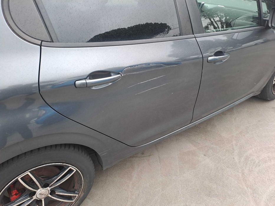 Peugeot 208 1.6Hdi, 2014 Nacional