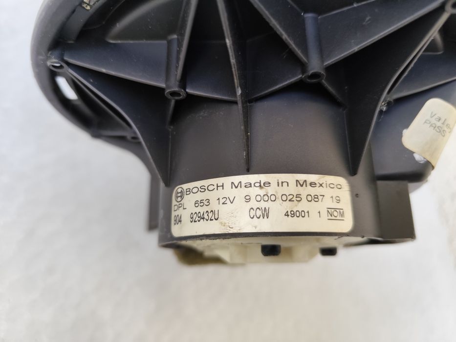 Моторчик пічки Jeep Cherokee 2004р