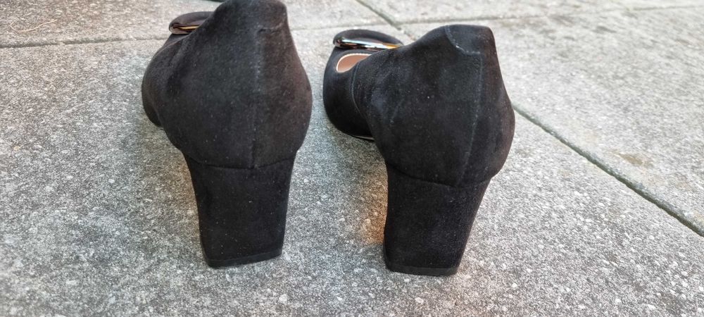 Czółenka, półbuty Gino Rossi