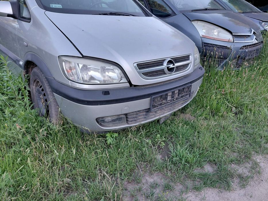 części OPEL ZAFIRA A 1.8 16V 2004r ZDERZAK  TYŁ  Z157