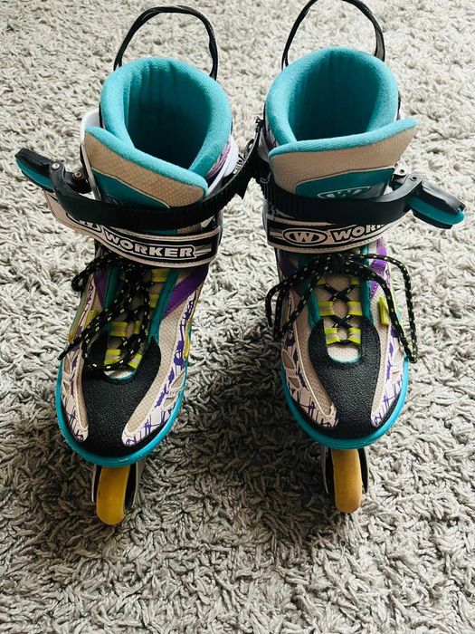 Rolki regulowane WORKER Fizzo ABEC-7 – Rozmiar M (35–38)