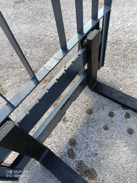 Porta paletes para mini pá tipo BobCat