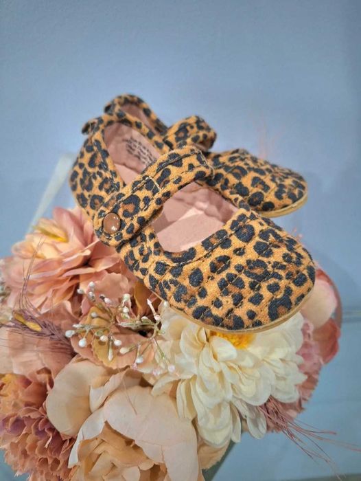 Buty R.22 sandały adidasy baletki baleriny H&M Zara NIKE Adidas