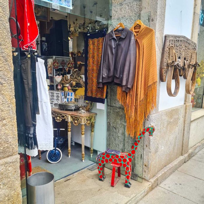 Lenço Cachené de Lã Antigo 98x92cm – Azul Marinho /Castanho