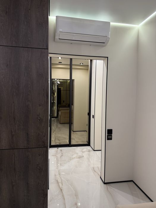 Продам квартиру в  Новій Англії з дизайнерським ремонтом