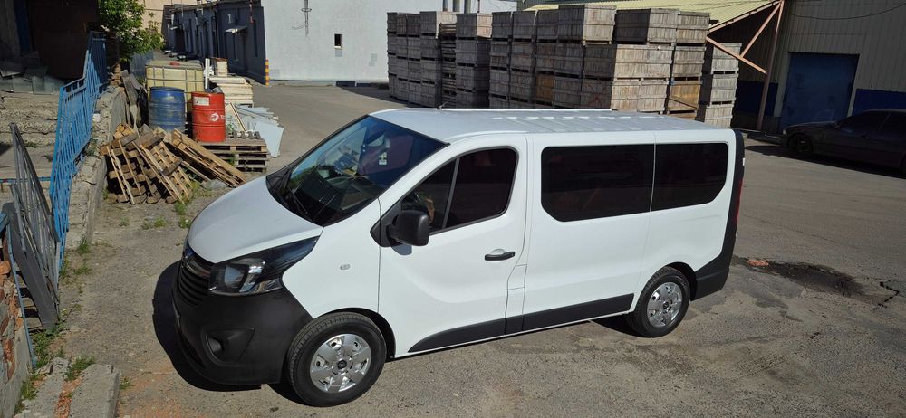 Продам Renault Trafik 2015 (1.6-96 kWt)