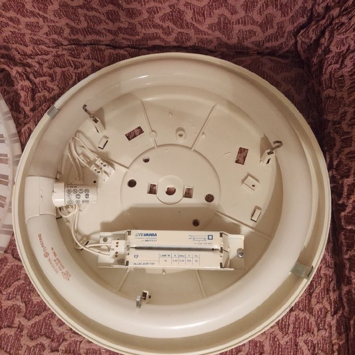 Плафон настенный  потолочный