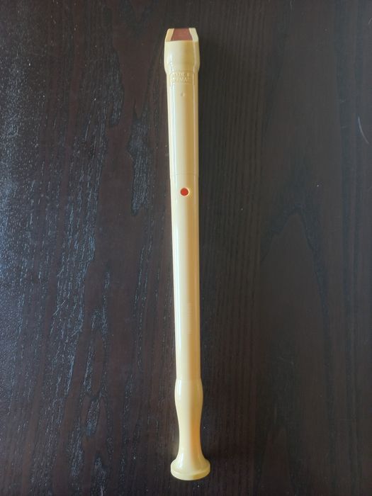 Block flute as new64298957782147121