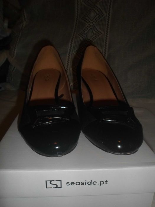 1 par de sapatos de senhora como novos da marca seaside