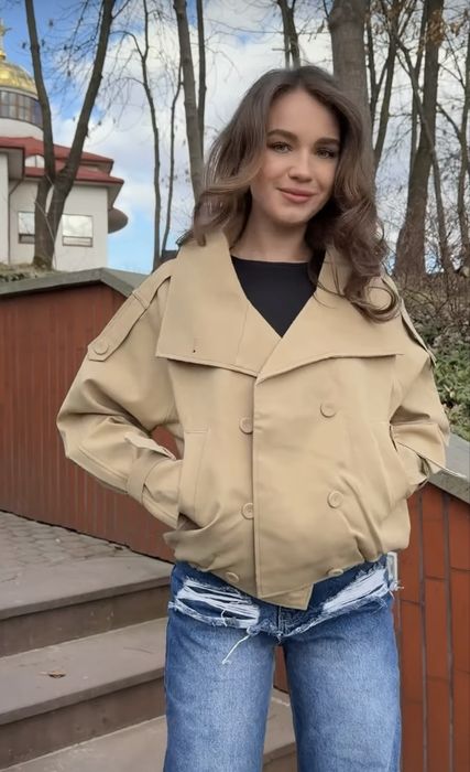 Тренч м розмір дуже гарний