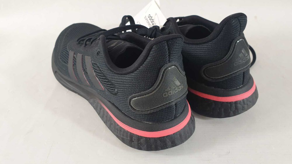 Adidas Buty sportowe FW8822 r. 37 1/3