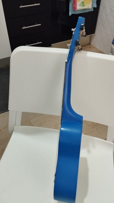 Ukulele stagg semi novo