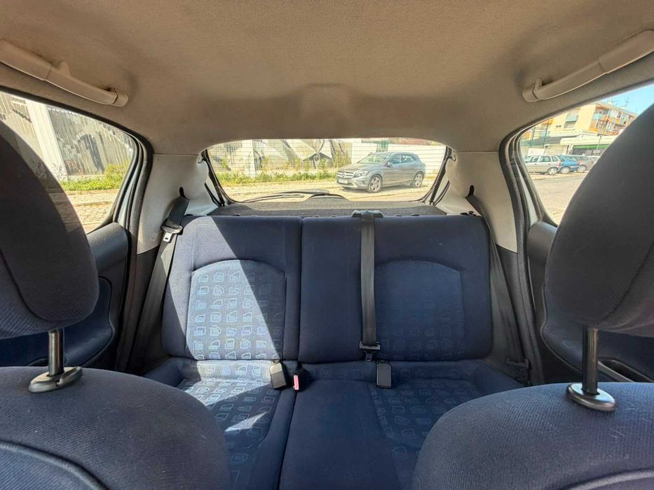 Peugeot 206 — fotografia 10