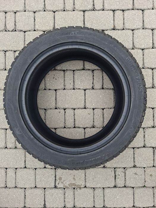 Nowe Opony 245/45R18 Gislaved