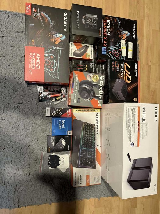 KOMPUTER- Radeon RX 7700 XT Gaming OC 12G
