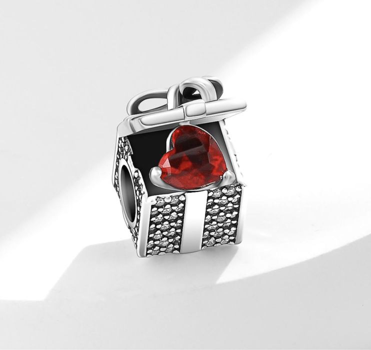 Шарм на браслет пандора