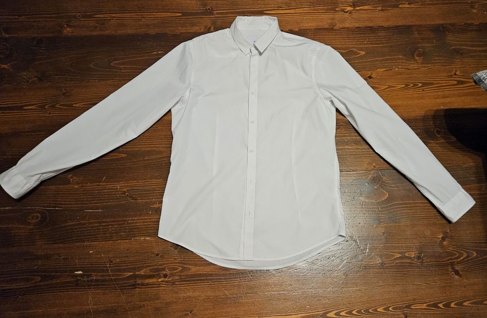 Biała elegancka koszula krój slim fit