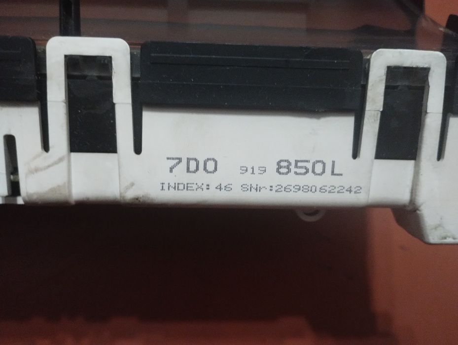 Volkswagen Т4 Приборная панель щиток 1.9/2.4 7D0919850L