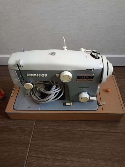 Продам швейну машинку верітас