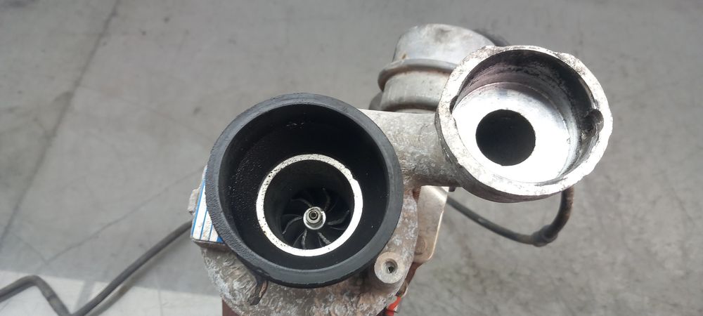 Turbo / compressor VOLKSWAGEN Touran (1T)