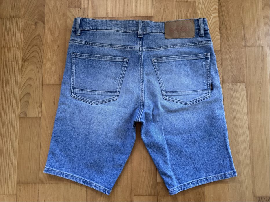 Szorty Boss rozmiar 31 slim