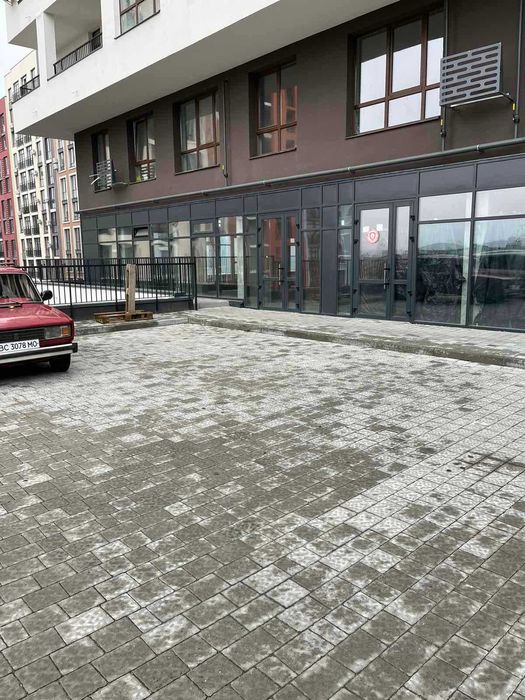 Продаж приміщення 311 м2 , вул.Шевченка,60 (ЖК Семицвіт буд.№18)