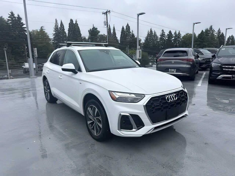 Audi Q5      2024