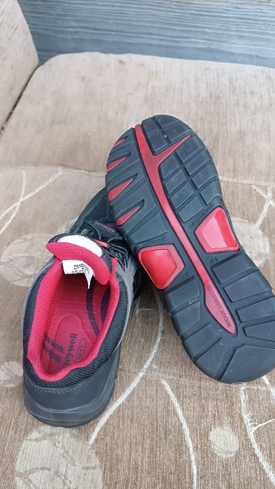 Buty robocze  jak  nowe 41